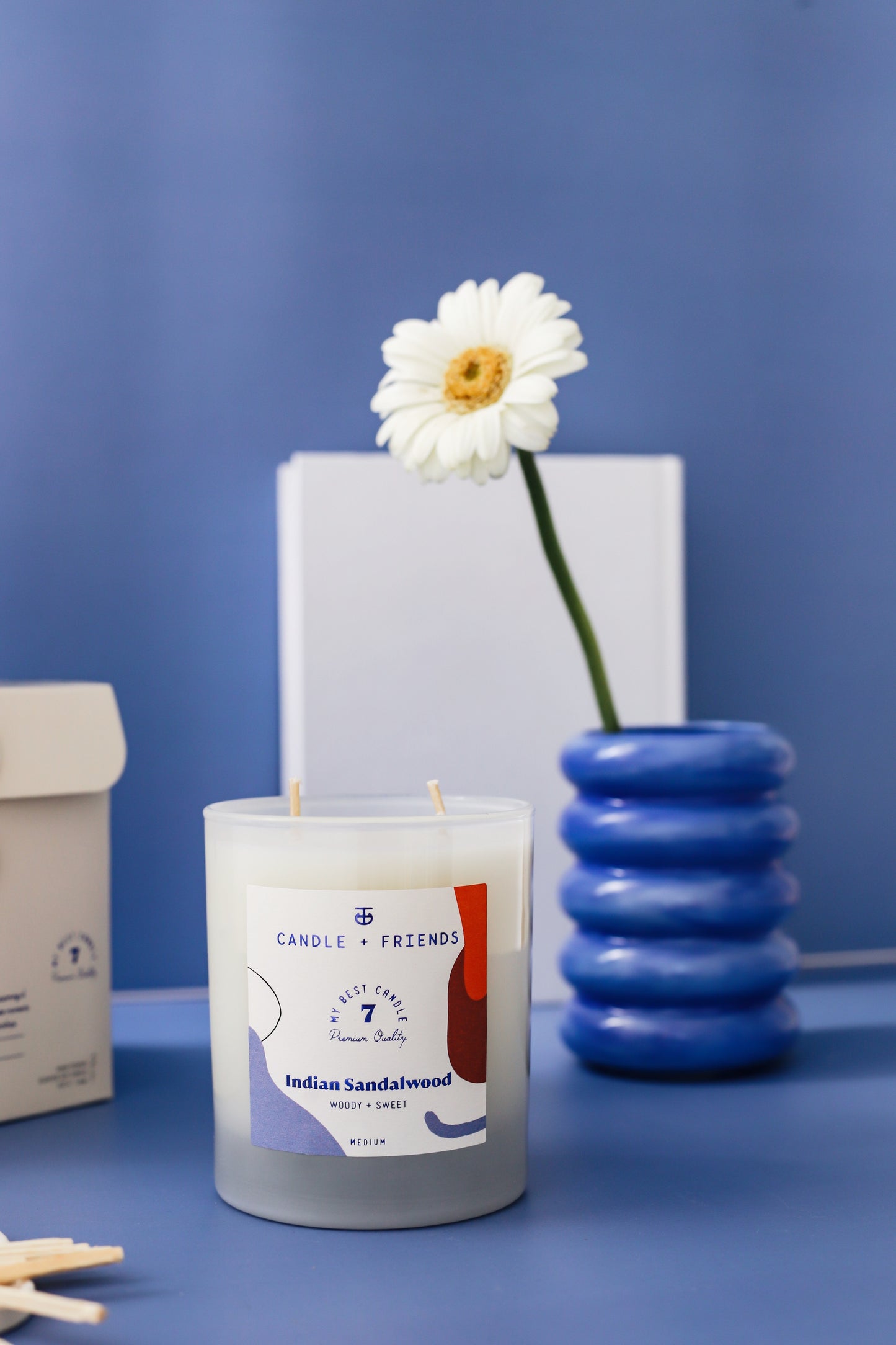 GLASS CANDLE NO.7 INDIAN SANDALWOOD